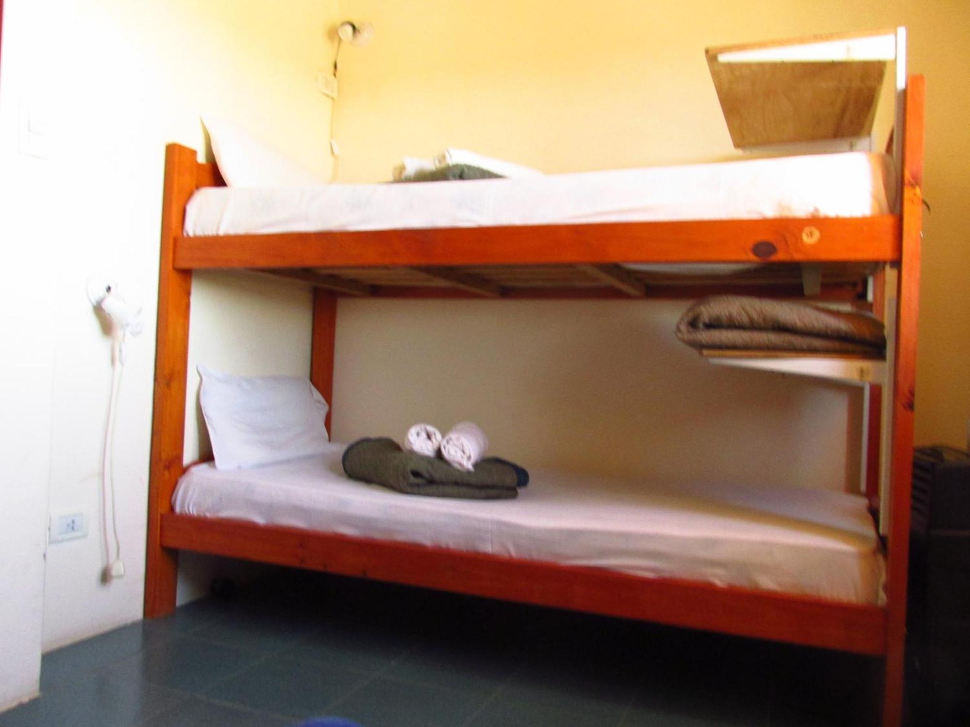 Hostel Aves Del Lago El Calafate Zimmer foto